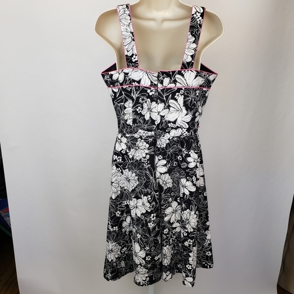 Scarlett vintage floral black white with pink piping fit and flare dress size 10 - Picture 4 of 8